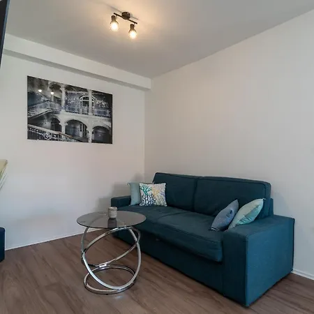 Apartment Delux Eva *