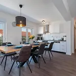 Delux Eva Apartment Trogir