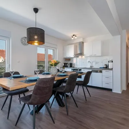 Delux Eva Appartement Trogir